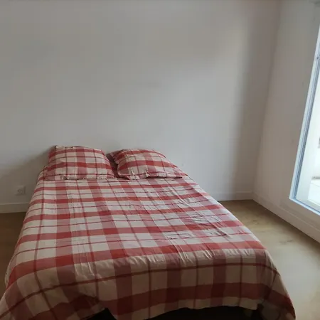 Proche Des Puces De Saint-ouen Apartment