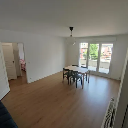 Apartment Proche Des Puces De Saint-ouen Saint-Ouen (Seine-Saint-Denis)